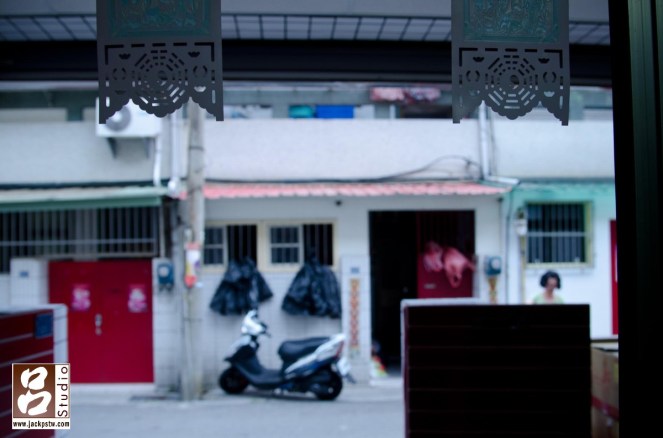 新娘家門口拍出去 新娘家門口拍出去