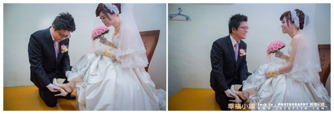 新郎送捧花完幫新娘穿上婚鞋