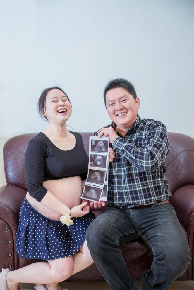 準夫婦笑的好開心