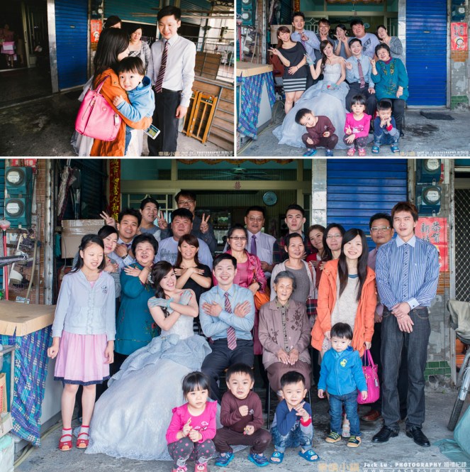 小朋友的表情好可愛, 在家門前拍新婚的大合照