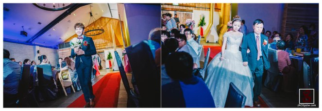 新郎進場,新娘與父親走紅地毯 新郎進場,新娘與父親走紅地毯