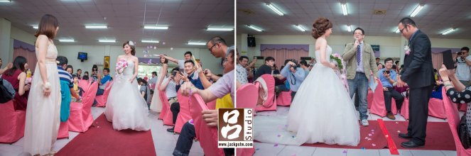 新娘進場, 主持人要求新郎要對新娘表示下 新娘進場, 主持人要求新郎要對新娘表示下