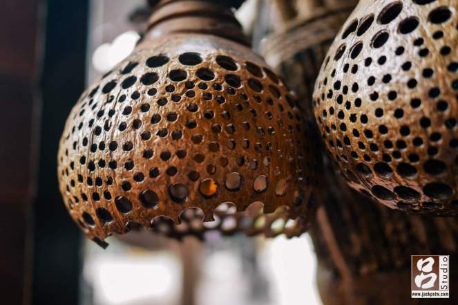 這一些東西都是老闆從泰國引進來