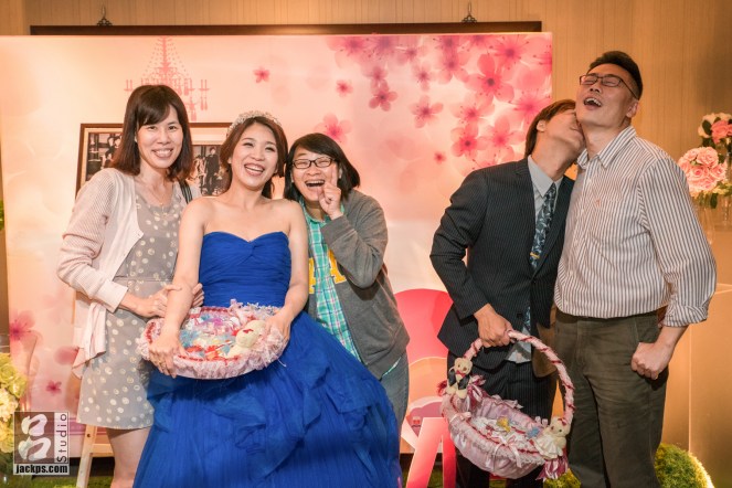 新郎和新娘的長官