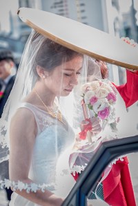 新娘上禮車畫面