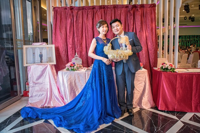 典雅深藍色晚禮服