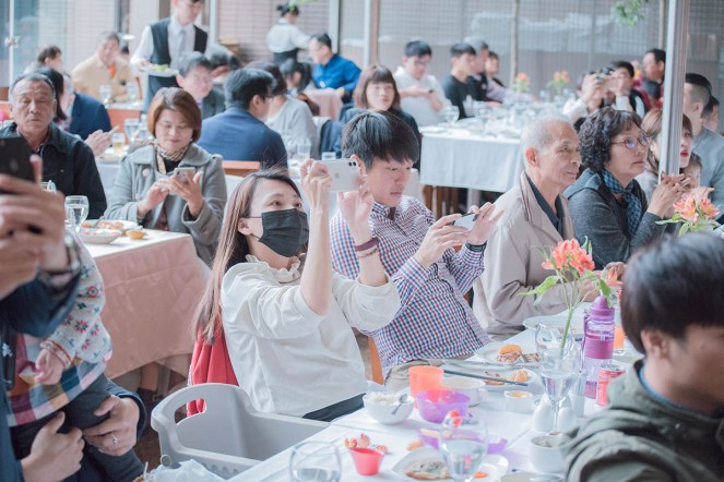 乾淨的光線在八方燴