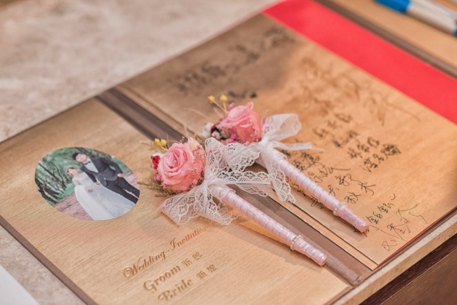 新人它們自已準備簽名筆